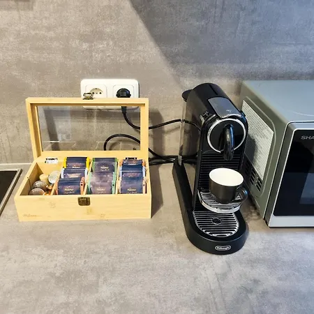 Maremar - Design Maisonette Altstadt - 4 Pers - 57qm - Luxus Boxspringbett - Kueche - Arbeitsplatz - Privater Parkplatz 公寓