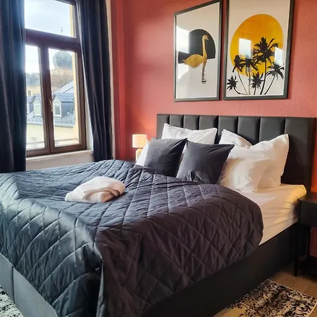 Maremar - Design Maisonette Altstadt - 4 Pers - 57qm - Luxus Boxspringbett - Kueche - Arbeitsplatz - Privater Parkplatz Apartment *