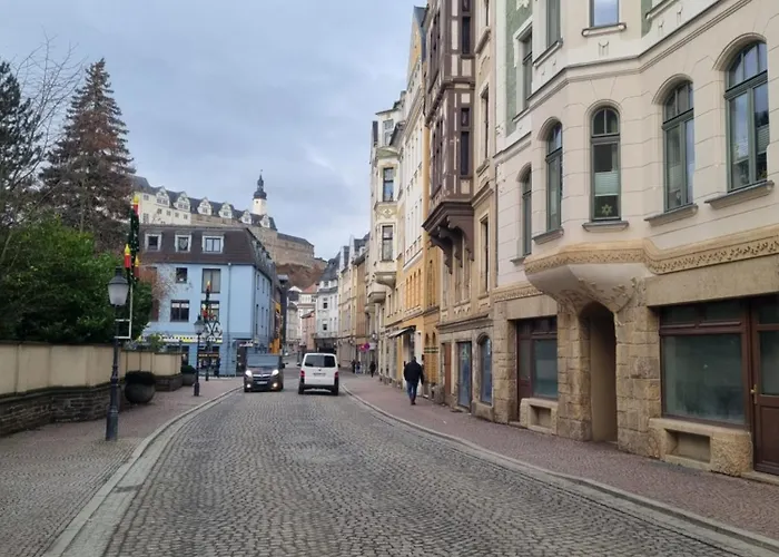 Maremar - Design Maisonette Altstadt - 4 Pers - 57qm - Luxus Boxspringbett - Kueche - Arbeitsplatz - Privater Parkplatz *