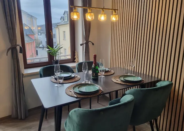 Maremar - Design Maisonette Altstadt - 4 Pers - 57qm - Luxus Boxspringbett - Kueche - Arbeitsplatz - Privater Parkplatz Appartement *